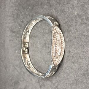 Vintage hinge clasp bracelet rhinestone center